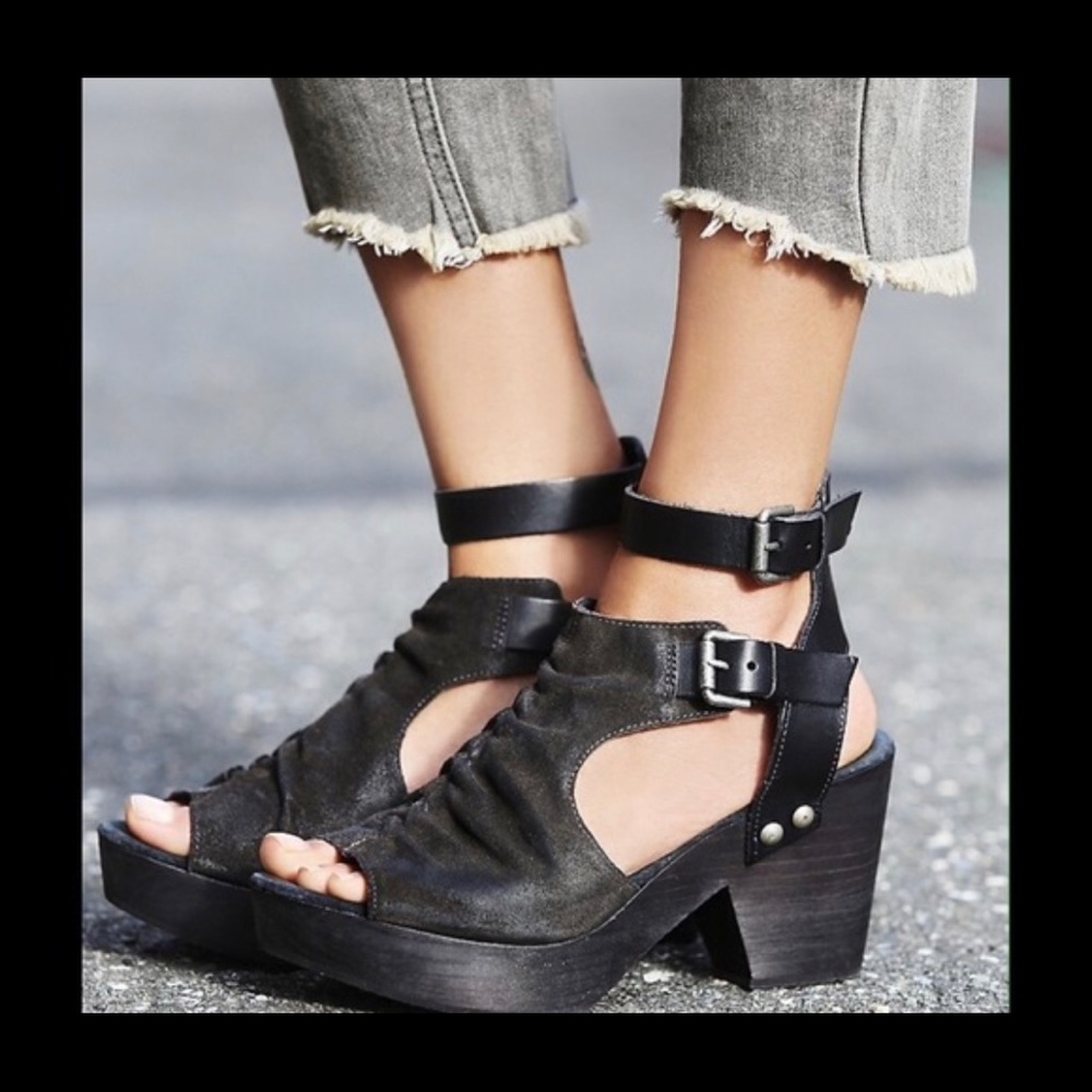 Free people Sacramento wooden clogs heels